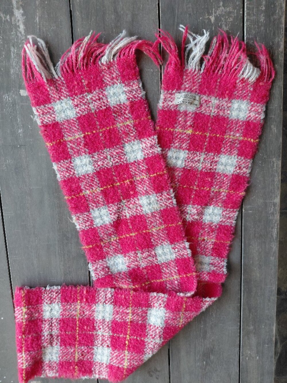 Burberry red plaid winter scarf